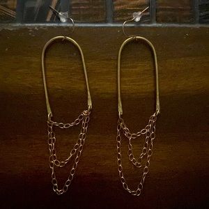 Gold dangly earrings